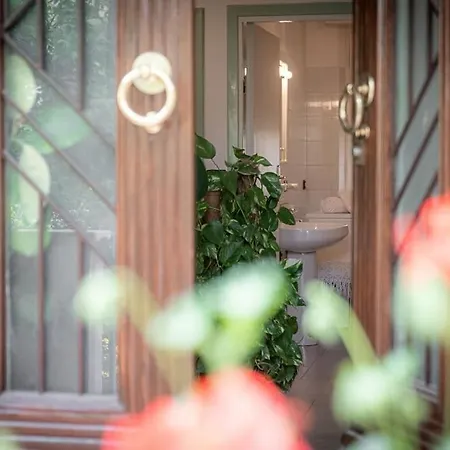 La Casa Dei Fiori 10 Min Dal Mare *