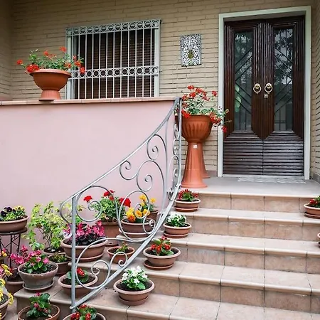 La Casa Dei Fiori 10 Min Dal Mare Ferienhaus Fano